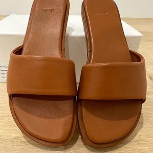 LÉMÉLS - BROWN LEATHER SLIDES - SIZE 39 (8)